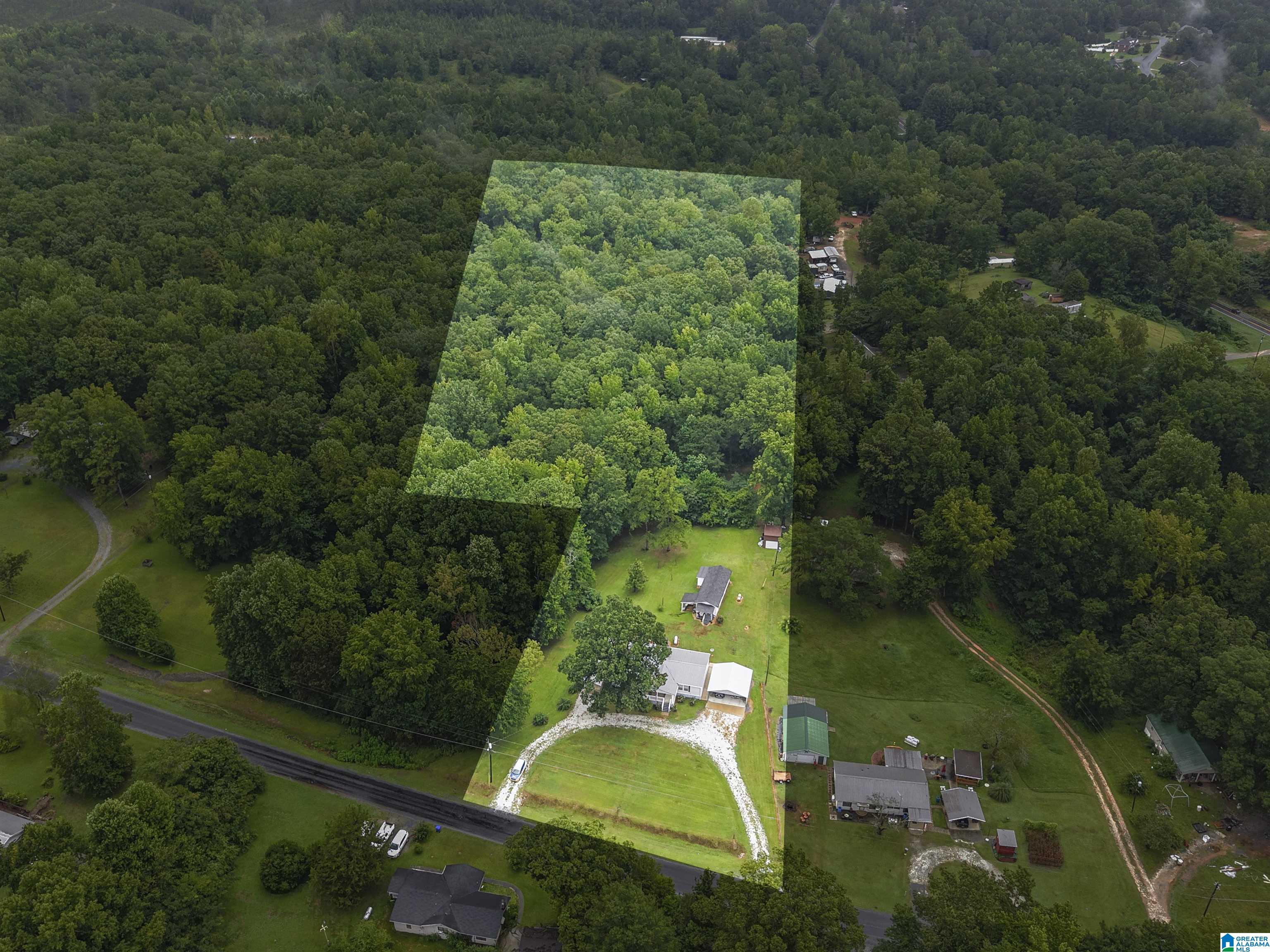 1059 Settlement Road Sylacauga, AL 35151 - Photo 5 of 37