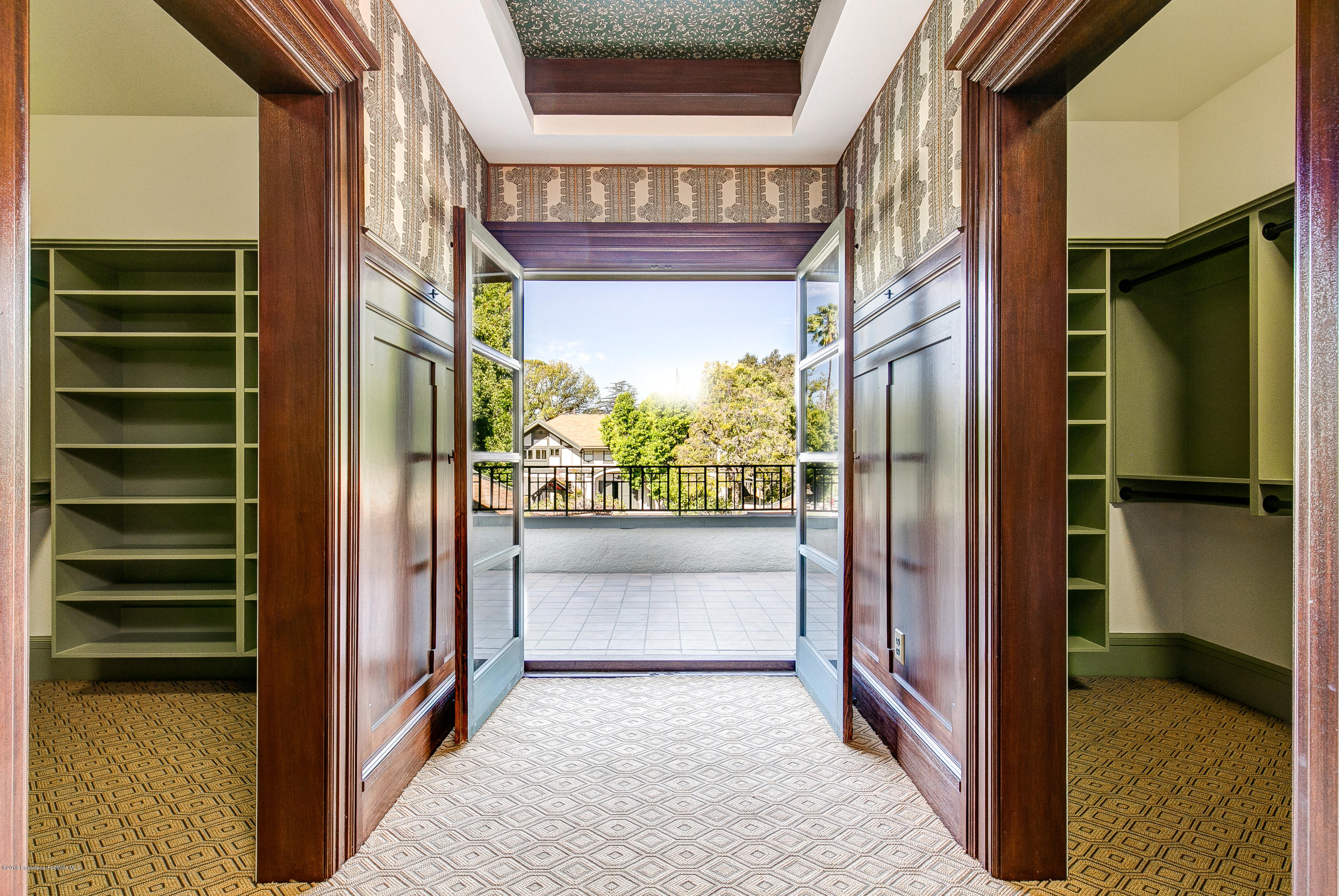 1333 Wentworth Avenue Pasadena, CA 91106 - Photo 25 of 60 Master Walk-in Closets