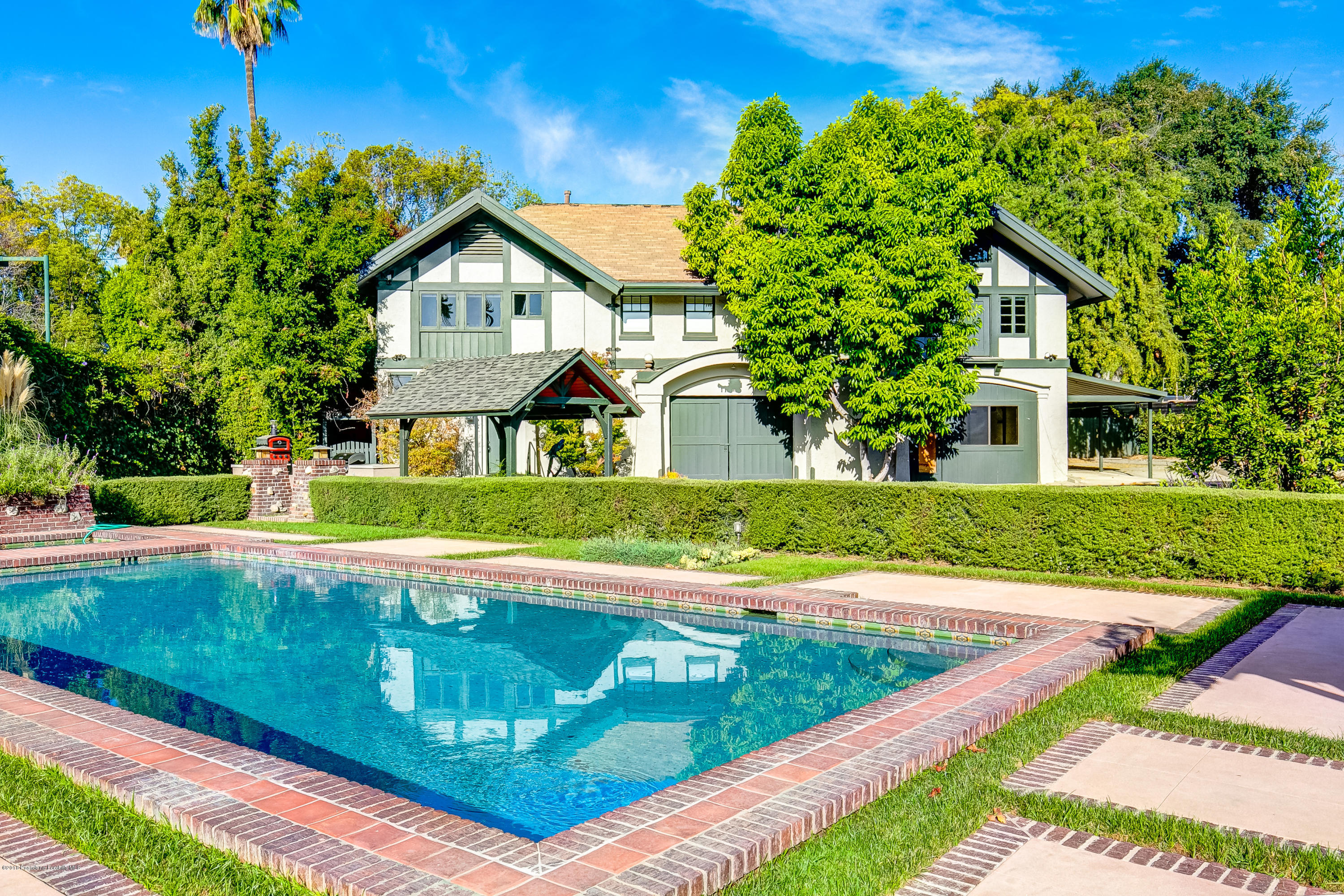 1333 Wentworth Avenue Pasadena, CA 91106 - Photo 35 of 60 Guest House and Pool