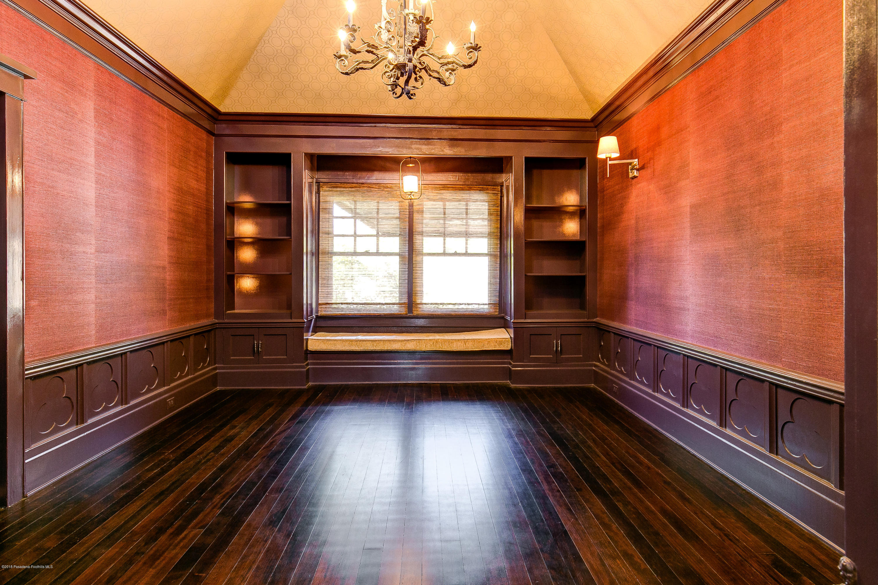 1333 Wentworth Avenue Pasadena, CA 91106 - Photo 41 of 60 Guest House Living Room