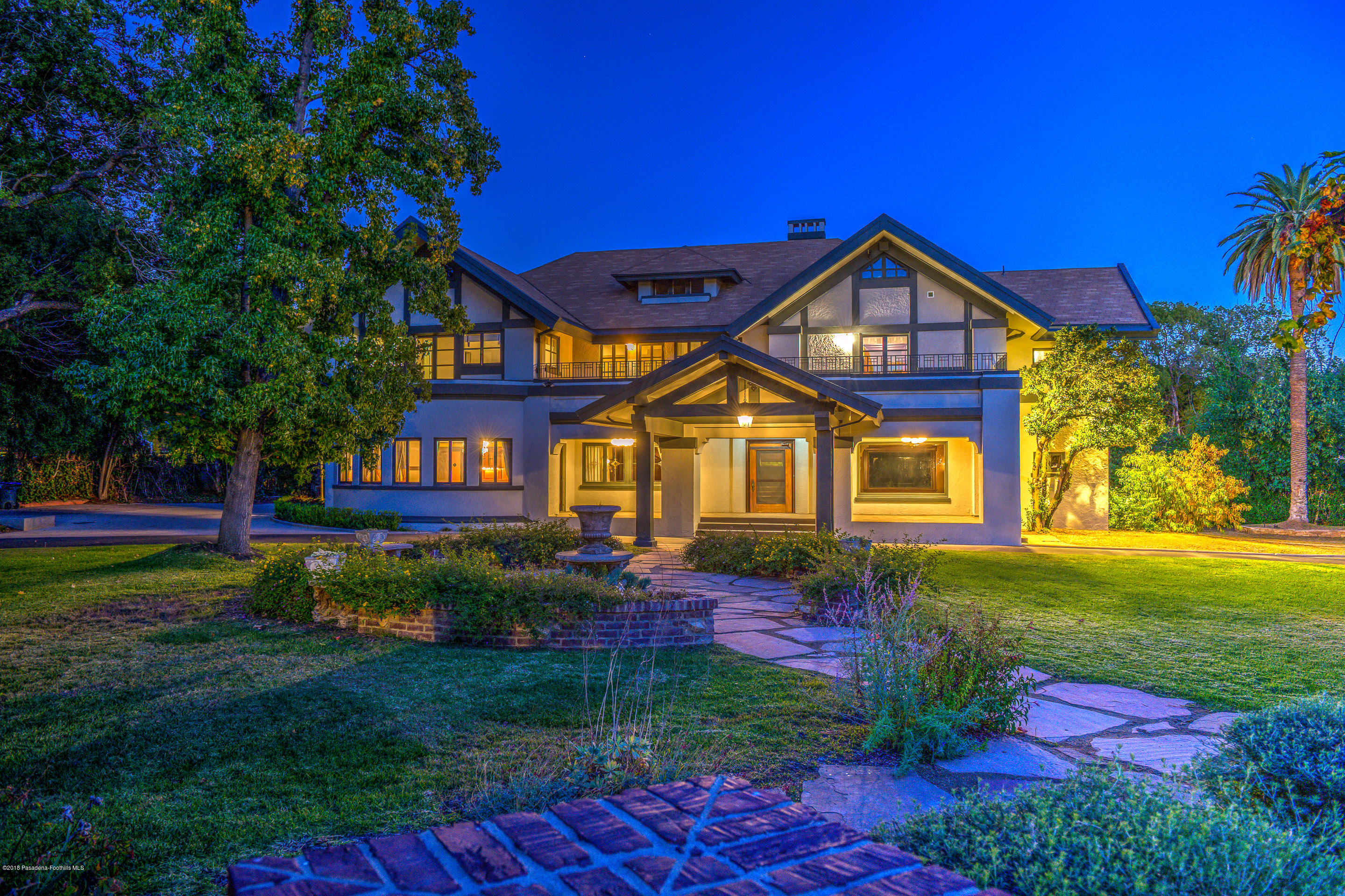 1333 Wentworth Avenue Pasadena, CA 91106 - Photo 45 of 60 a front view of a house with a yard