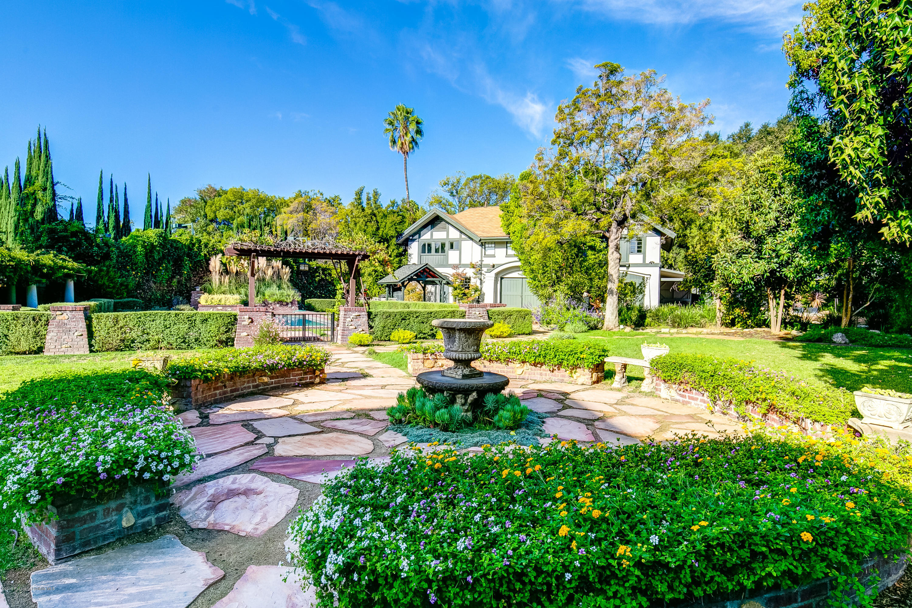 1333 Wentworth Avenue Pasadena, CA 91106 - Photo 54 of 60 Garden