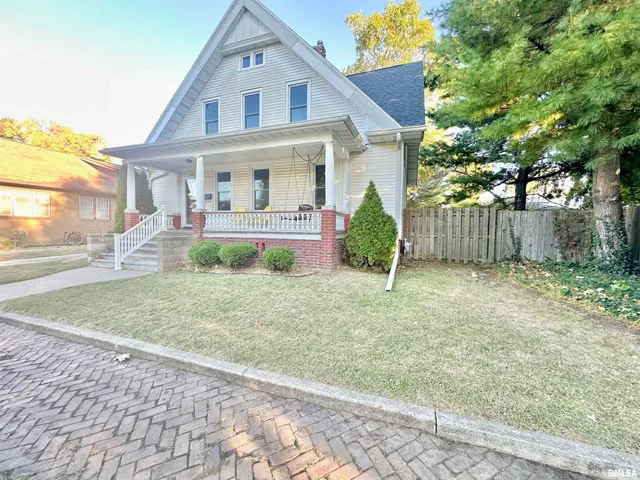 $144,900 | 441 Greenleaf Street, Galesburg, IL 61401