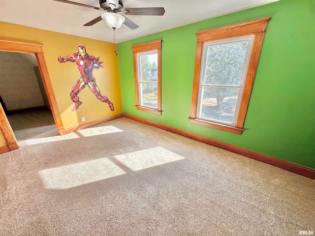 $144,900 | 441 Greenleaf Street, Galesburg, IL 61401