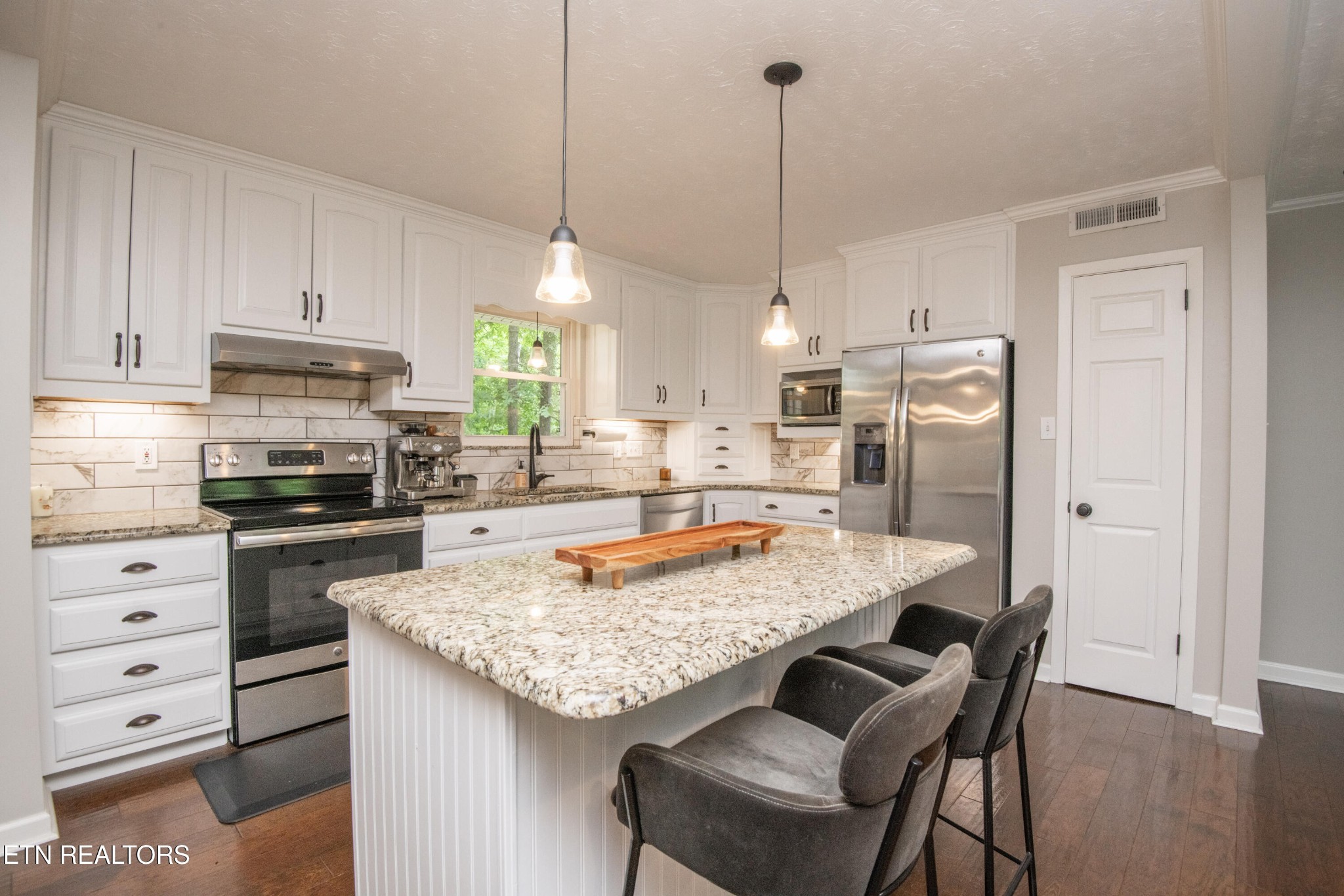 1128 Delray Road Knoxville, TN 37923 - Photo 12 of 53 Gallery Image 12