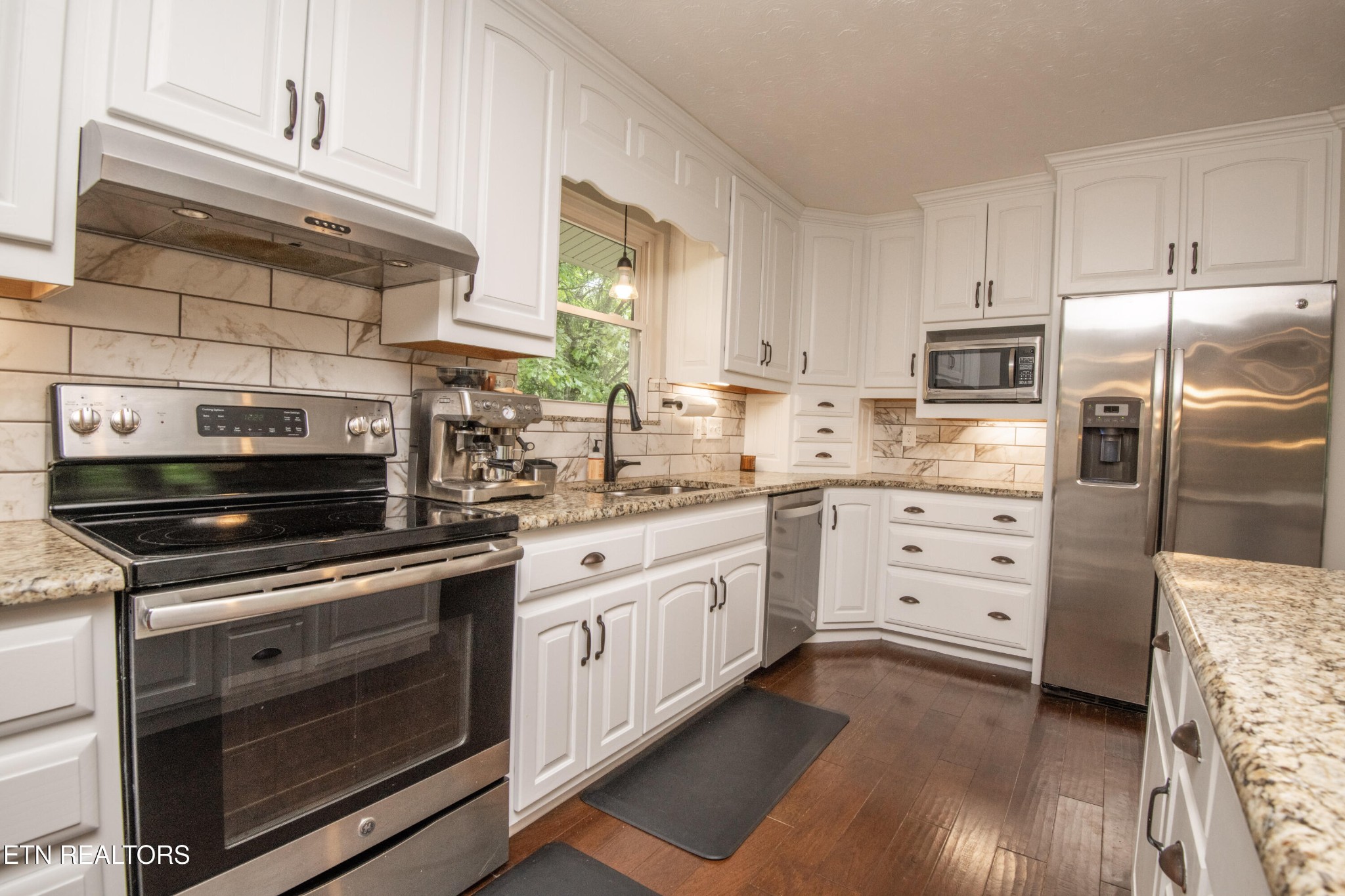 1128 Delray Road Knoxville, TN 37923 - Photo 13 of 53 Gallery Image 13