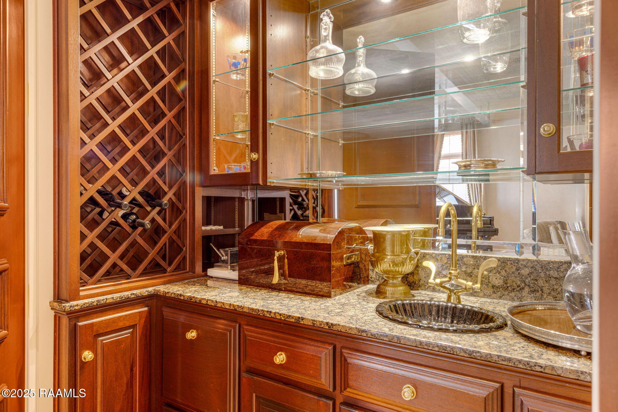 301 Oakleaf Drive Lafayette, LA 70503 - Photo 19 of 59 19-web-or-mls-301 Oakleaf Dr-19