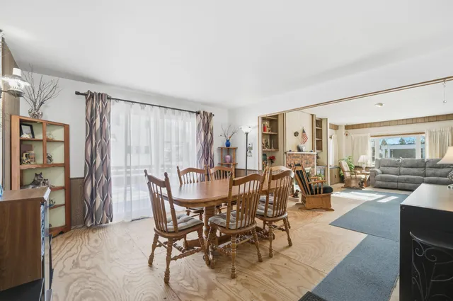 $179,900 | 430 Manitowoc Street, Reedsville, WI 54230