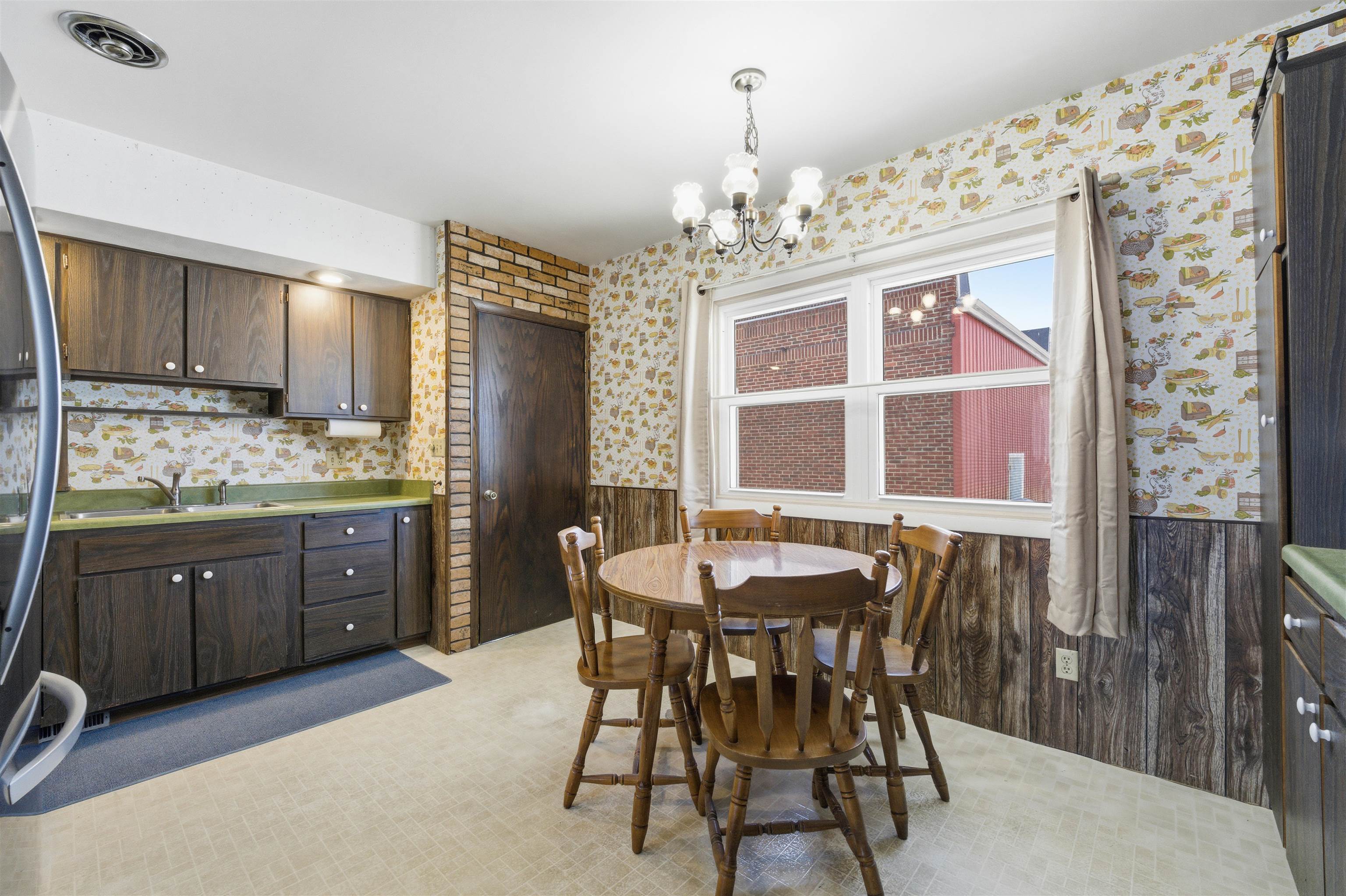 430 Manitowoc Street Reedsville, WI 54230 - Photo 7 of 25