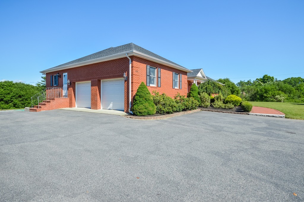 83 Mendall Road Acushnet, MA 02743 - Photo 11 of 29