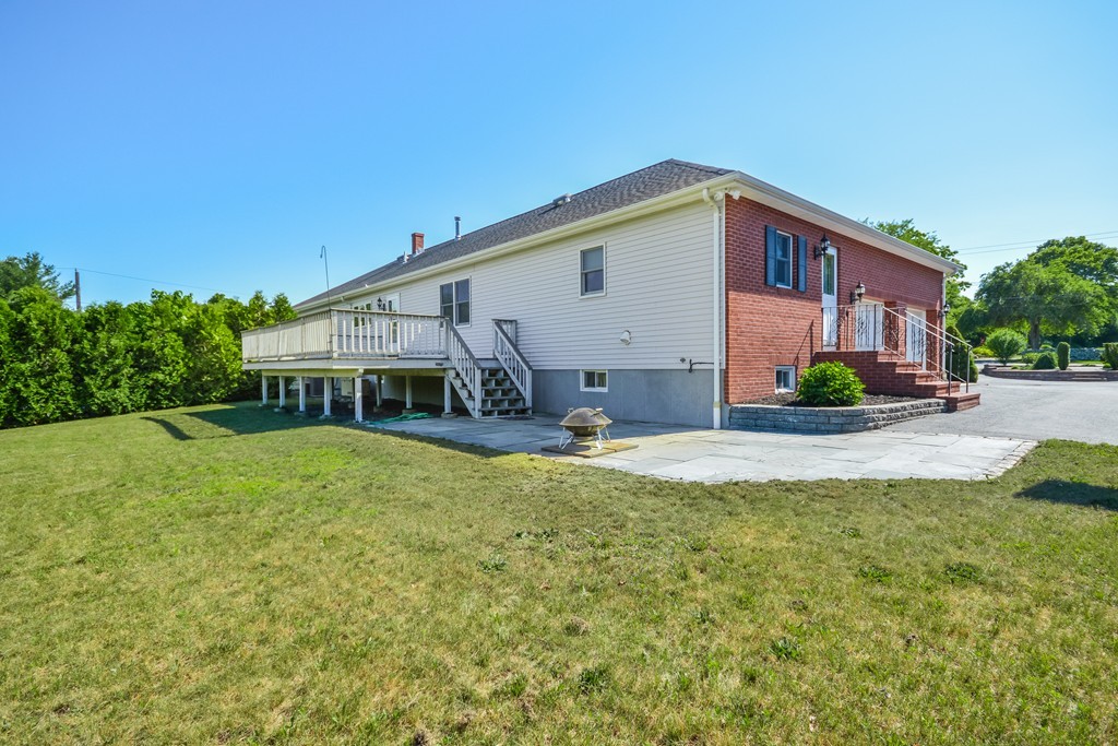 83 Mendall Road Acushnet, MA 02743 - Photo 6 of 29