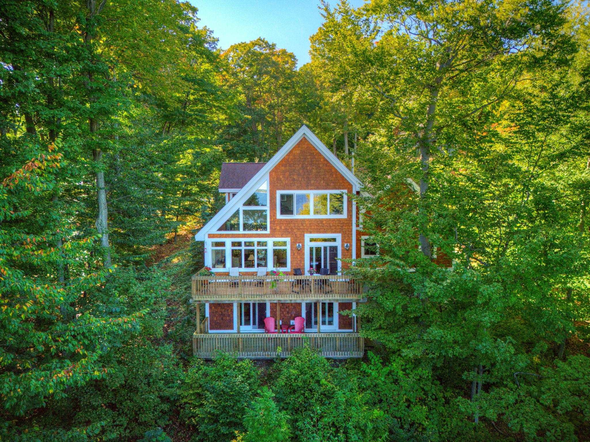 1031 South Bay View Trail Suttons Bay, MI 49682 - Photo 9 of 92