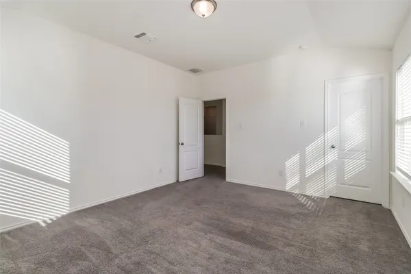 $2,700 | 1621 Stinnett Drive, Leander, TX 78641