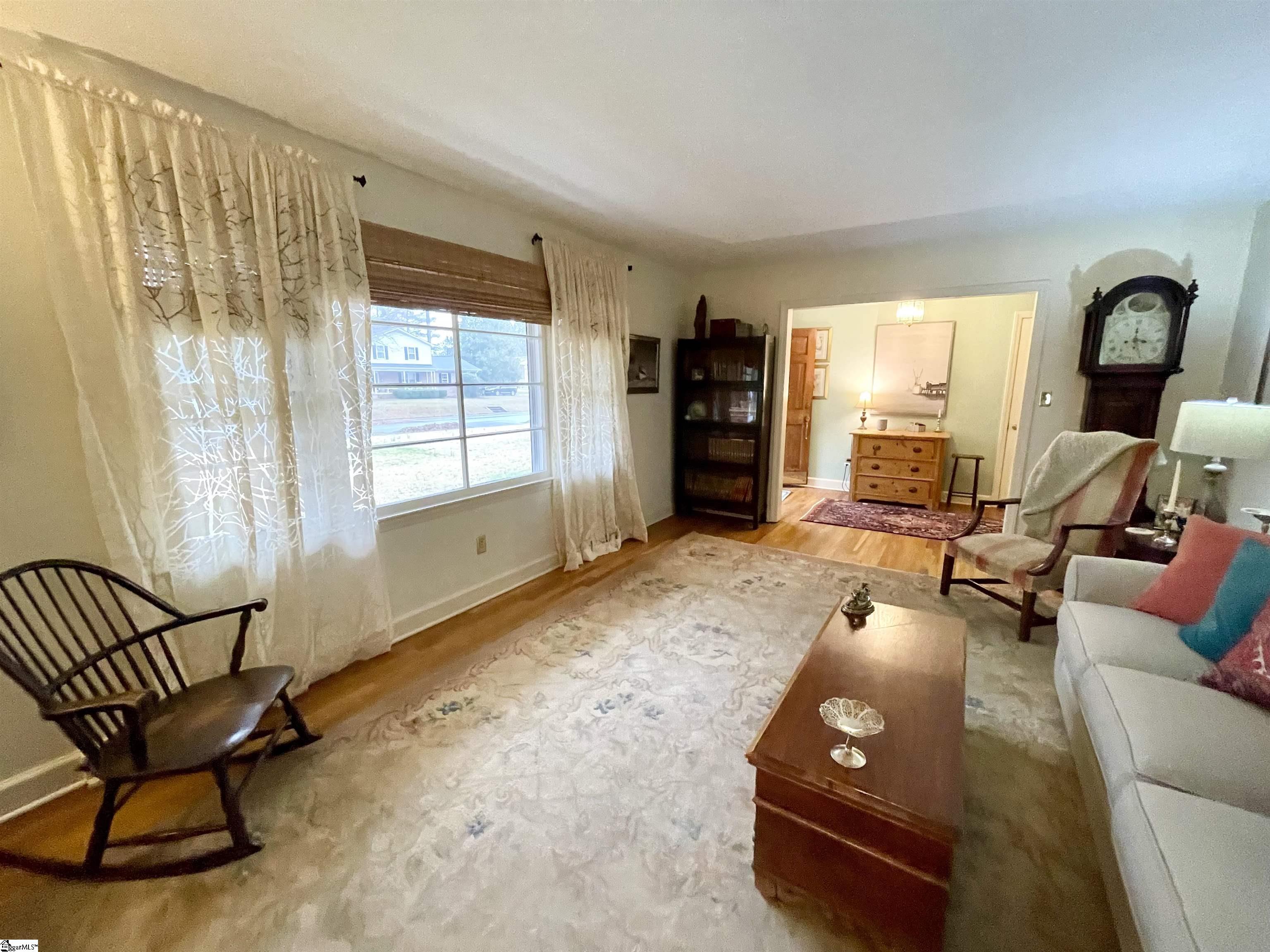 600 Chestnut Street Clinton, SC 29325 - Photo 4 of 25