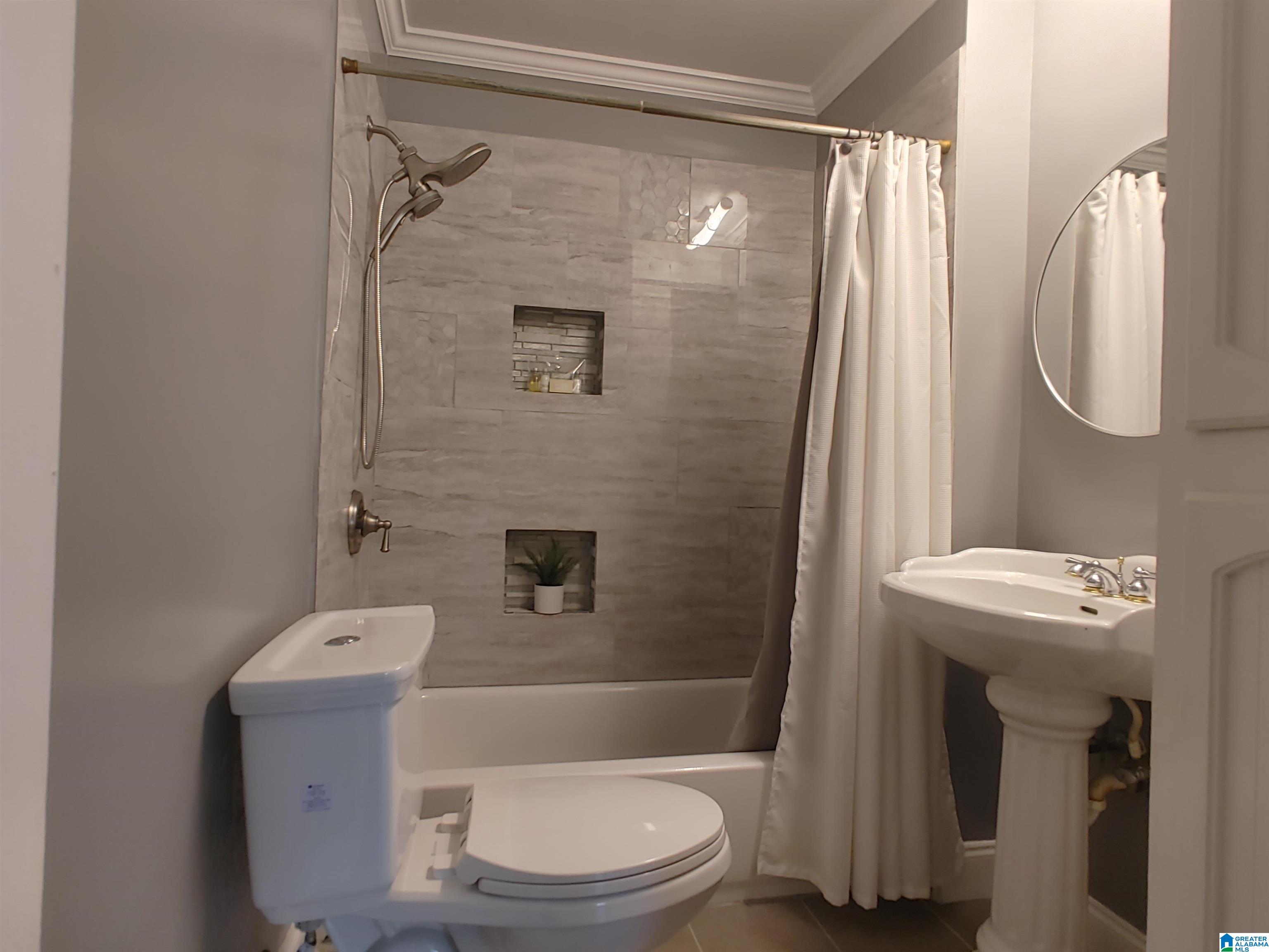 829 12th Street Pleasant Grove, AL 35127 - Photo 9 of 29