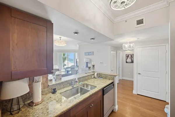 $379,000 | 975 Northwest Flagler Avenue, Unit 302, Stuart, FL 34994