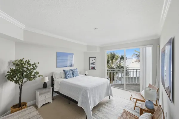 $379,000 | 975 Northwest Flagler Avenue, Unit 302, Stuart, FL 34994