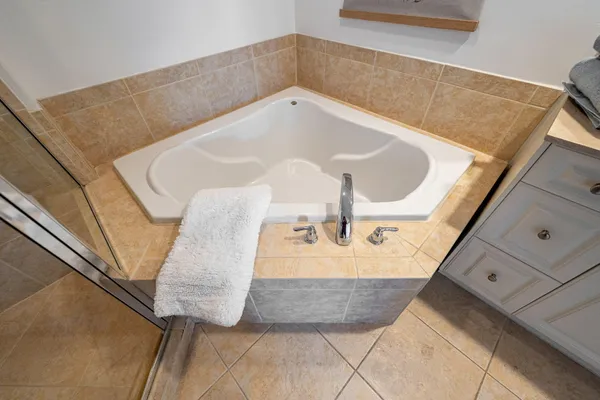 $379,000 | 975 Northwest Flagler Avenue, Unit 302, Stuart, FL 34994