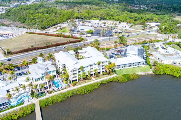$379,000 | 975 Northwest Flagler Avenue, Unit 302, Stuart, FL 34994