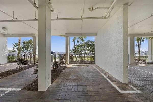 $379,000 | 975 Northwest Flagler Avenue, Unit 302, Stuart, FL 34994