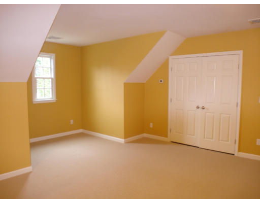 13 Gleason Road Lexington, MA 02420 - Photo 17 of 18