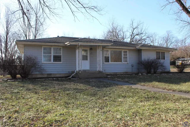 $65,000 | 329 West Maple Street, Quenemo, KS 66528