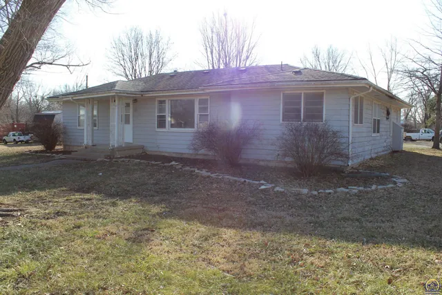 $65,000 | 329 West Maple Street, Quenemo, KS 66528