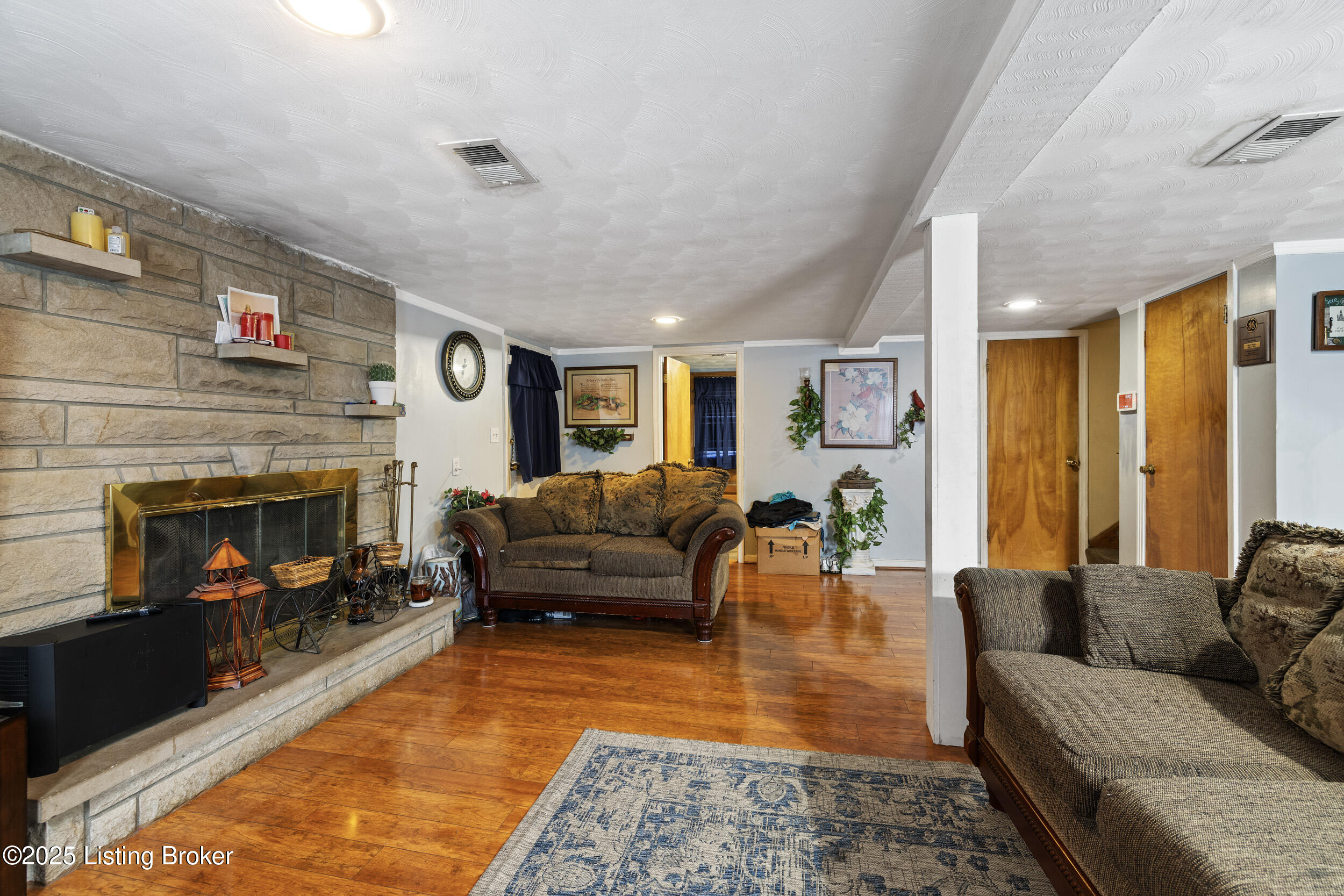 6104 Shadow Run Road Louisville, KY 40219 - Photo 26 of 34 3U8A9609