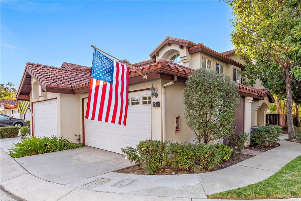 2 Vía Entrada Rancho Santa Margarita, CA 92688 - Photo 1 of 35