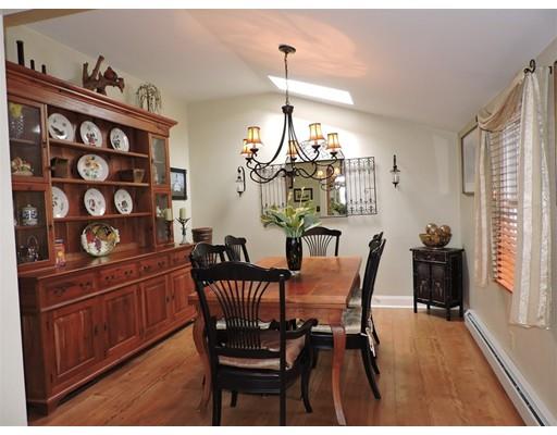 39 Bates Point Road Webster, MA 01570 - Photo 13 of 30