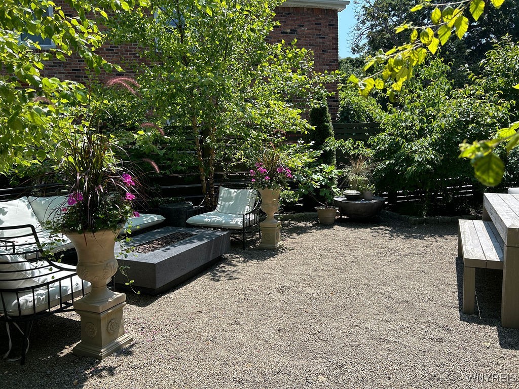 91 Johnson Park Buffalo, NY 14201 - Photo 46 of 50