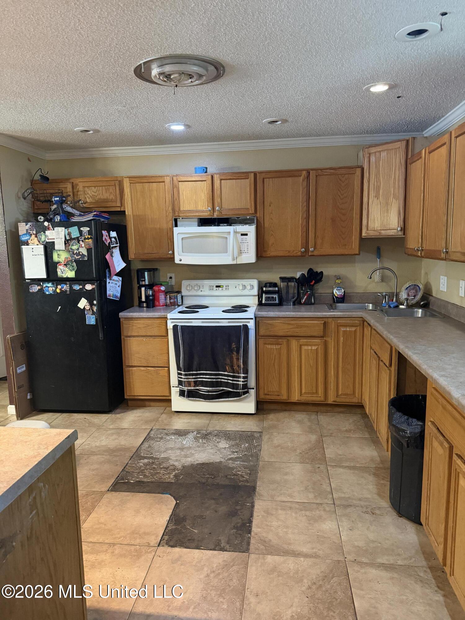10312 Dawnview Way Moss Point, MS 39562 - Photo 2 of 22 IMG_0631