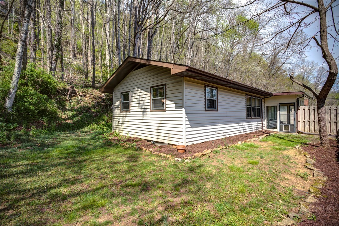 129 J L Norris Drive Boone, NC 28607 - Photo 34 of 35