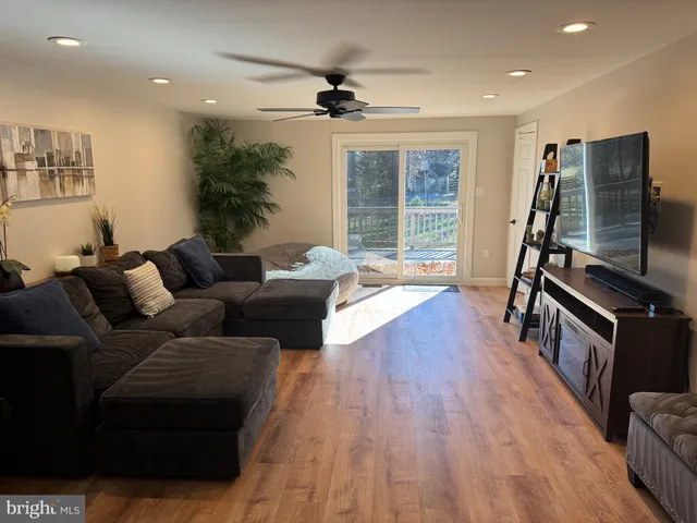 $3,250 | 40251 Gap Road, Leesburg, VA 20175