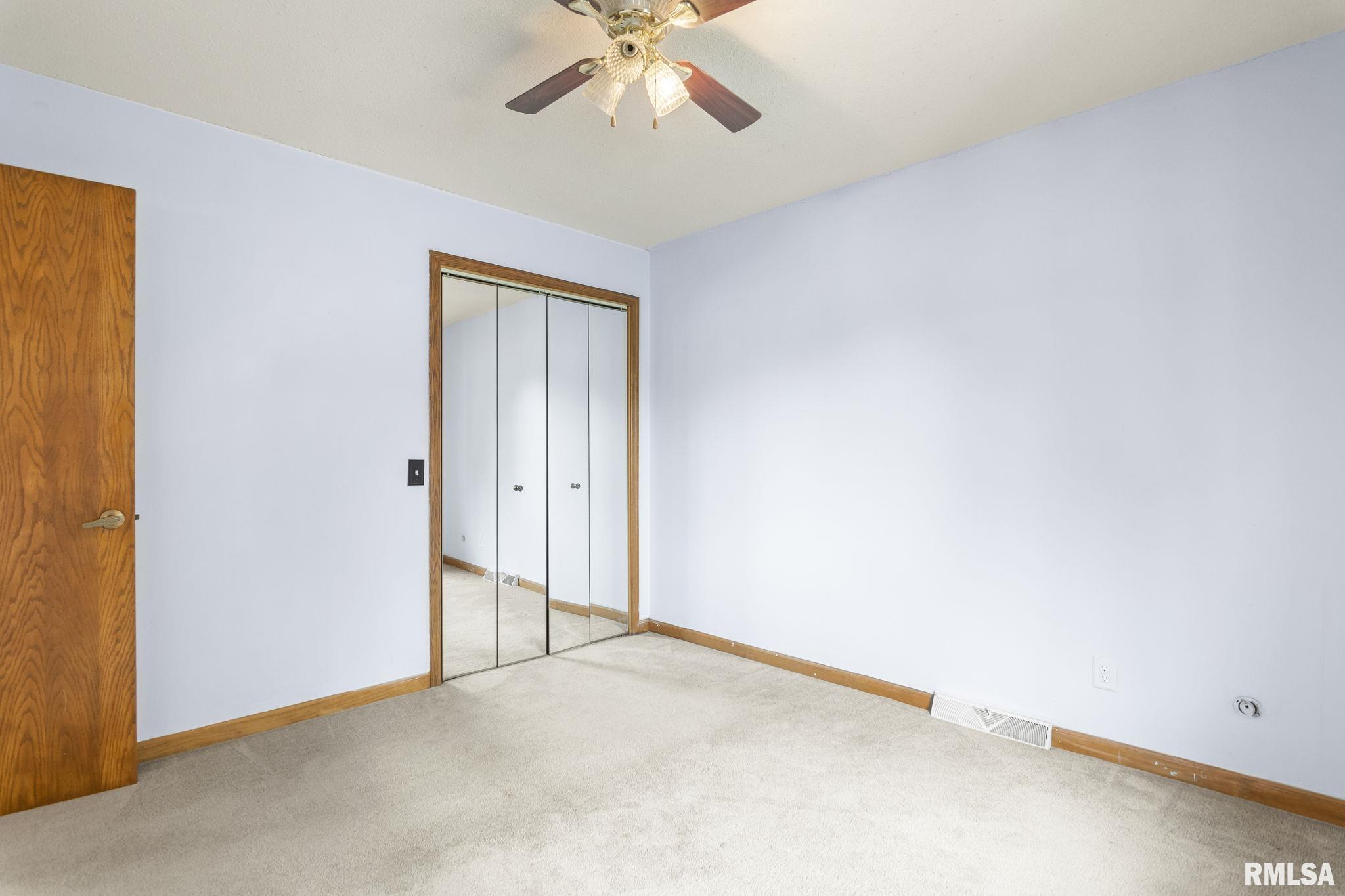 2420 Delaware Drive Springfield, IL 62702 - Photo 15 of 42