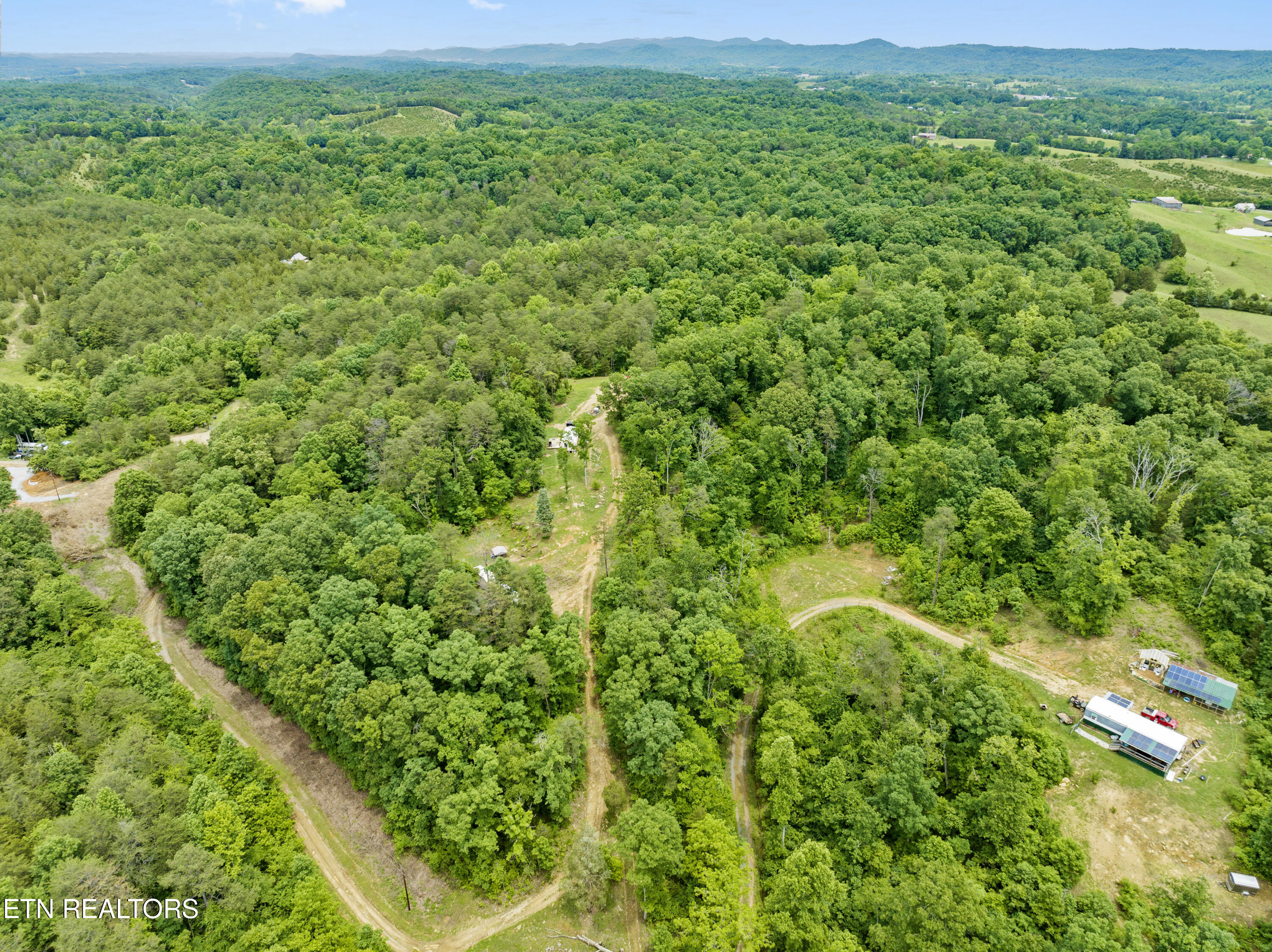 185 Green Road Bulls Gap, TN 37711 - Photo 10 of 16 DJI_0471