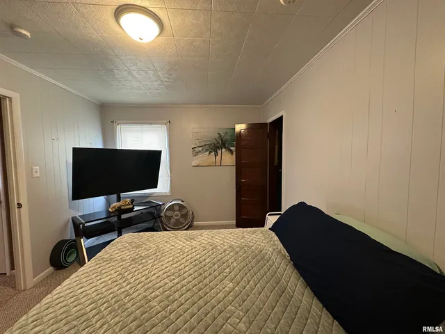 $119,000 | 206 West Homer Avenue, Harrisburg, IL 62946