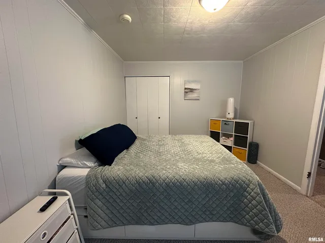 $119,000 | 206 West Homer Avenue, Harrisburg, IL 62946