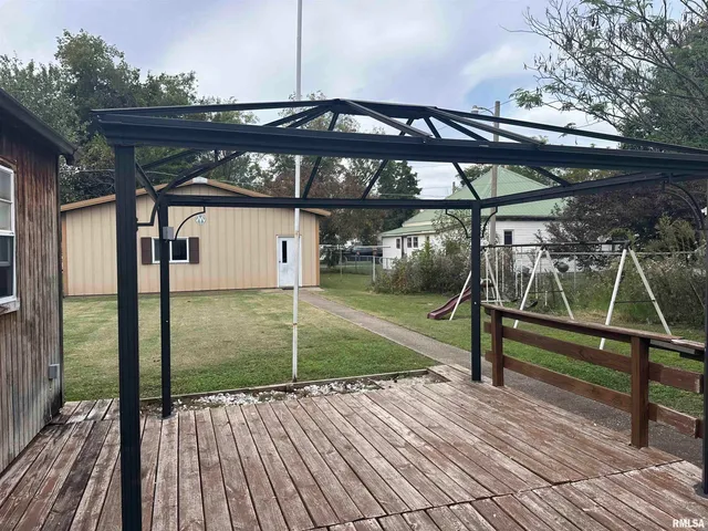 $119,000 | 206 West Homer Avenue, Harrisburg, IL 62946