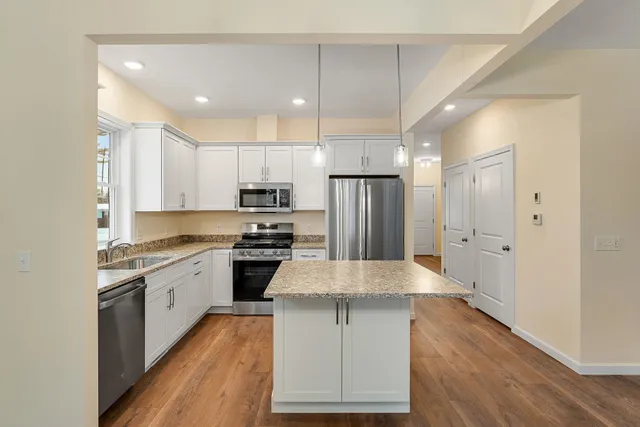 $481,700 | 15 Dogwood Circle, Unit 15R KOUSA, Milton, VT 05468