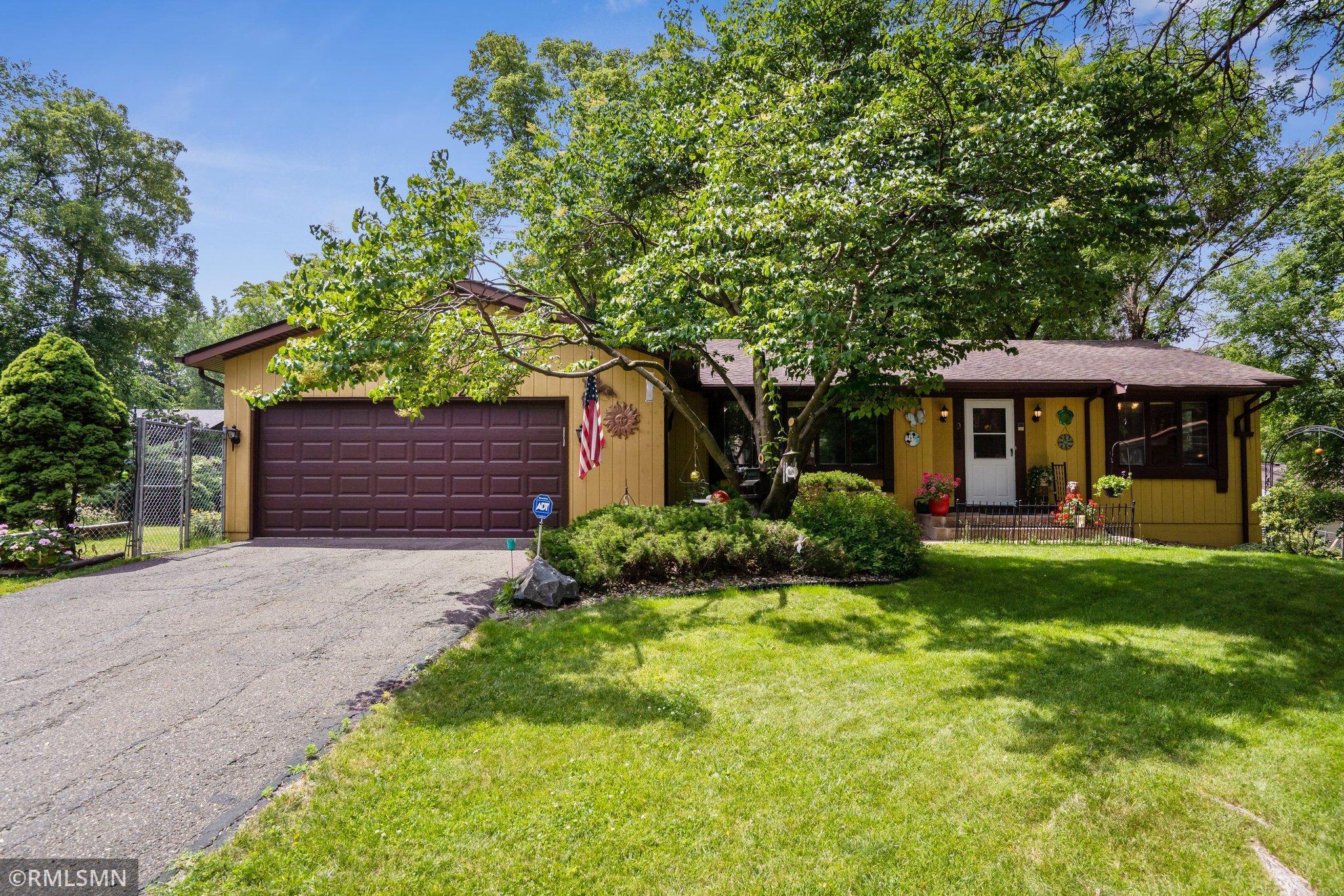 1928 Foxridge Road St. Paul, MN 55119 - Photo 1 of 1 Gallery Image 1