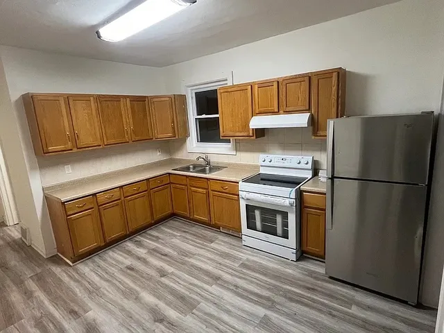 $1,700 | 3938 North Christiana Avenue, Unit 2, Chicago, IL 60618