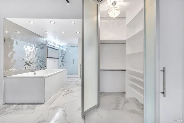 $699,997 | 6363 Christie Avenue Northeast, Unit 2513, Emeryville, CA 94608