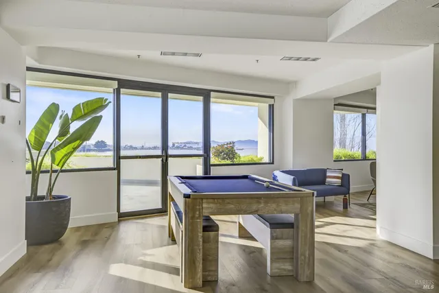 $699,997 | 6363 Christie Avenue Northeast, Unit 2513, Emeryville, CA 94608