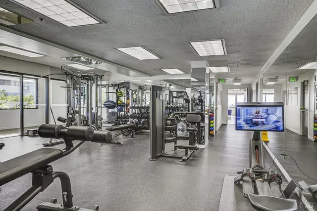 $699,997 | 6363 Christie Avenue Northeast, Unit 2513, Emeryville, CA 94608