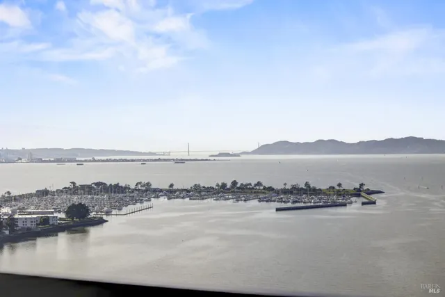 $699,997 | 6363 Christie Avenue Northeast, Unit 2513, Emeryville, CA 94608