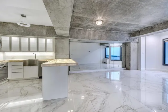 $699,997 | 6363 Christie Avenue Northeast, Unit 2513, Emeryville, CA 94608