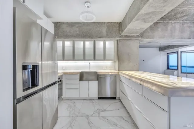 $699,997 | 6363 Christie Avenue Northeast, Unit 2513, Emeryville, CA 94608