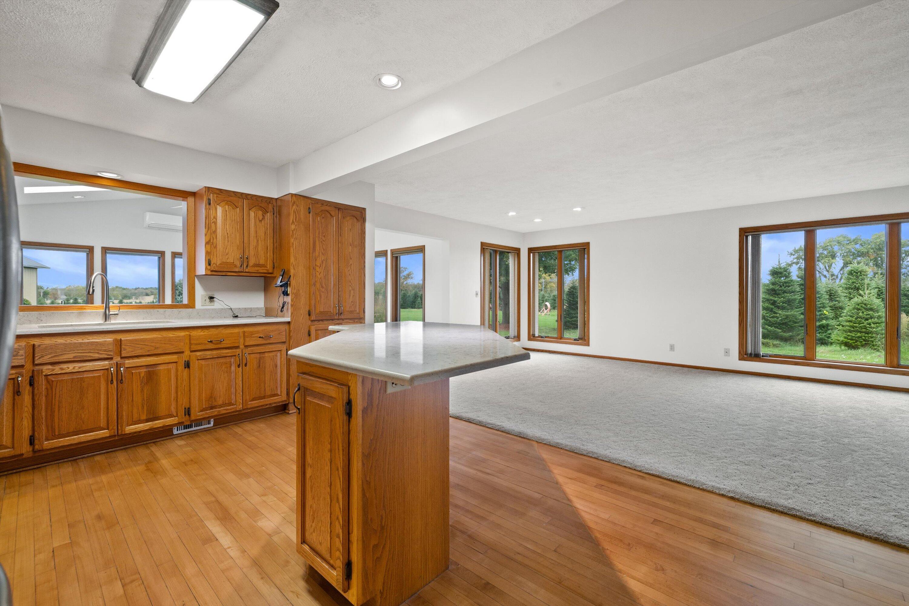 N9171 Nelson Road La Grange, WI 53120 - Photo 10 of 62 Kitchen