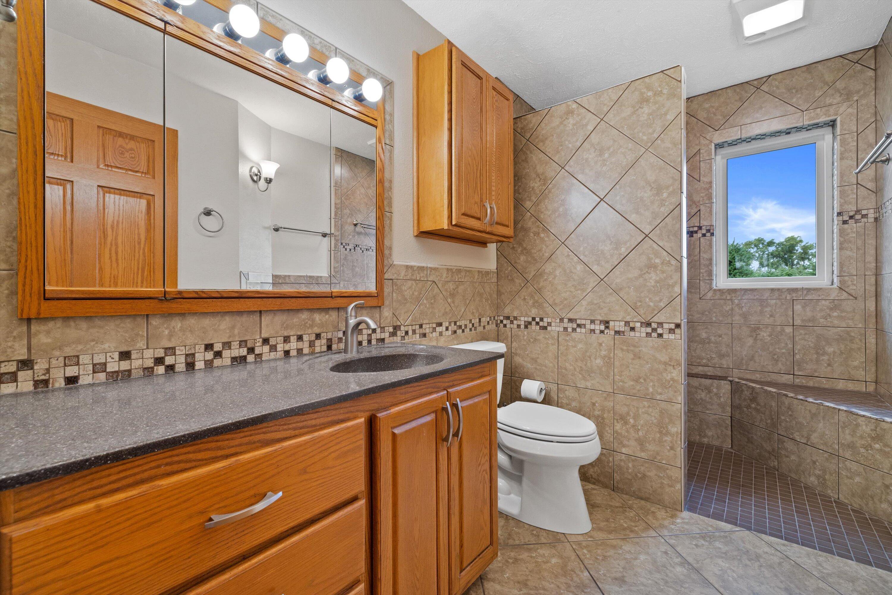 N9171 Nelson Road La Grange, WI 53120 - Photo 20 of 62 Master Bathroom